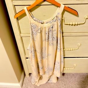 A pink torrid blouse